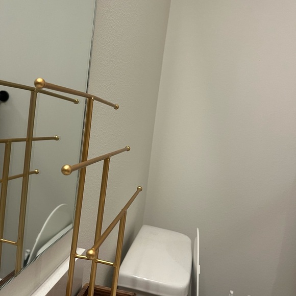 Gold Metal Jewelry Stand - Picture 3 of 5